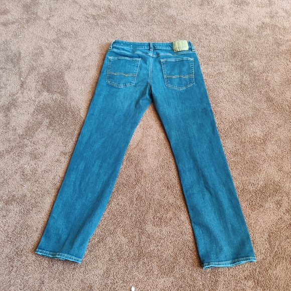 Size 34x30 American Eagle Extreme Flex Jeans - Picture 1 of 2